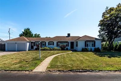 8 Somerset Road, Cranston, RI 02910 - Photo 1