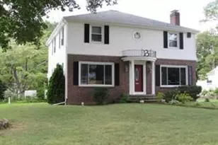 147 Glen Rd, Woonsocket, RI 02895 - Photo 1