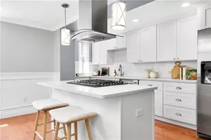 7 Mt Hope Ave, Providence, RI 02906 - Photo 1