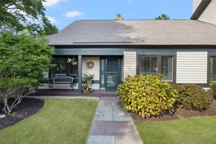 9 Martingale Ln, Narragansett, RI 02882 - Photo 1