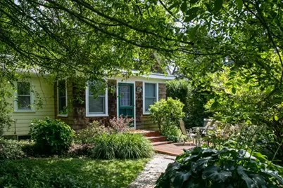 25 Warren Avenue, Middletown, RI 02842 - Photo 1