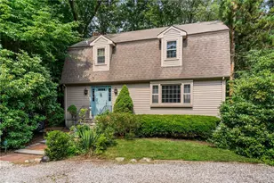 105 Newell Dr, Cumberland, RI 02864 - Photo 1