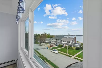 17 Selkirk Rd Road #3, Cranston, RI 02905 - Photo 1