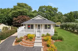 147 Foddering Farm Rd, Narragansett, RI 02882 - Photo 1