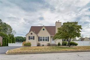 9 Surrey Ln, West Warwick, RI 02893 - Photo 1