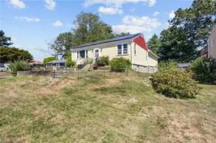 25 Shore Dr, Johnston, RI 02919 - Photo 1