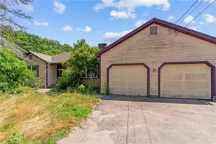 2500 Division Rd, East Greenwich, RI -0281 - Photo 1