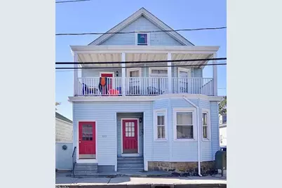 693 Thames Street #2, Newport, RI 02840 - Photo 1