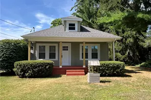 396 Seven Mile Rd, Scituate, RI 02831 - Photo 1