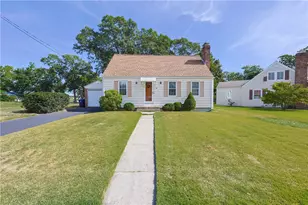 60 Brunswick Dr Dr, Warwick, RI 02886 - Photo 1