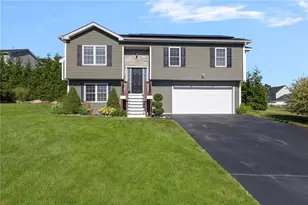 130 Danielle Dr, Woonsocket, RI 02895 - Photo 1