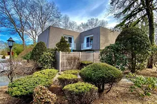 17 Caddy Rock Rd, North Kingstown, RI 02852 - Photo 1