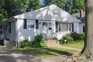 21 Webb St, Providence, RI 02908 - Photo 1