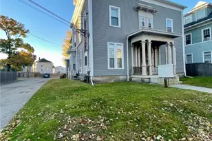 38 Mawney St, Providence, RI 02907 - Photo 1