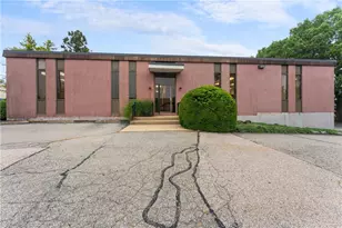 680 Warren Ave, East Providence, RI 02914 - Photo 1