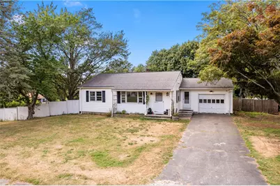 37 Souza Way, Portsmouth, RI 02871 - Photo 1