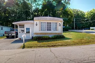 979 Toll Gate Rd, Warwick, RI 02866 - Photo 1