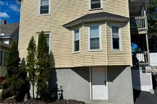 329 Plainfield St, Providence, RI 02909 - Photo 1