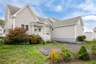 73 Seafare Ln, Portsmouth, RI 02871 - Photo 1