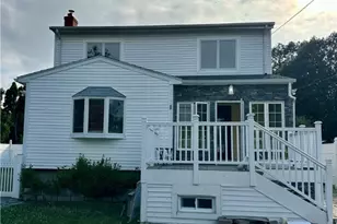 539 Tidewater Dr, Warwick, RI 02889 - Photo 1