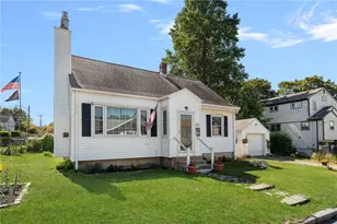 155 Evarts St, Newport, RI 02840 - Photo 1