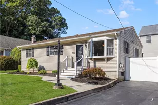 15 Anthony St, Warwick, RI 02886 - Photo 1
