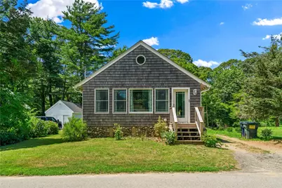 86 Winsor Avenue, North Kingstown, RI 02852 - Photo 1