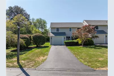 5 Fox Run #5, Portsmouth, RI 02871 - Photo 1