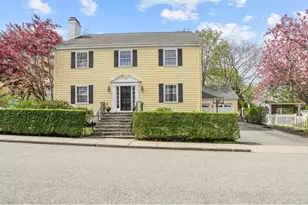 60 Ayrault St, Newport, RI 02840 - Photo 1