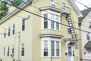 71 Lyon St, Pawtucket, RI 02860 - Photo 1