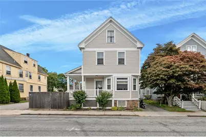 28 Rhode Island Avenue, Newport, RI 02840 - Photo 1