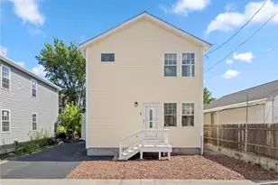 14 Calhoun Ave, Providence, RI 02907 - Photo 1