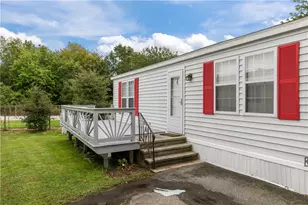 841 Forest Park Ave, Middletown, RI 02842 - Photo 1