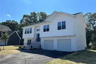 68 Red Maple Ln, Warwick, RI 02886 - Photo 1