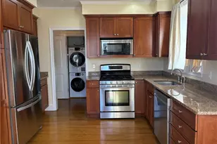 1180 Narragansett Blvd, Cranston, RI 02905 - Photo 1