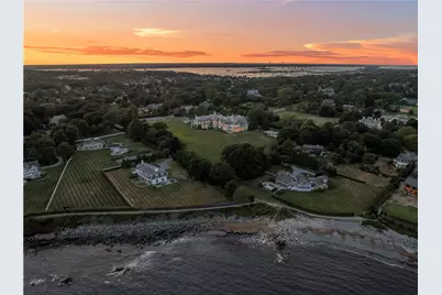 207 Ruggles Avenue, Newport, RI 02840 - Photo 1