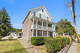 884 Smithfield Ave, Lincoln, RI 02865 - Photo 1