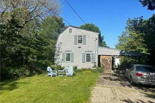 10 Washington St, Jamestown, RI 02835 - Photo 1