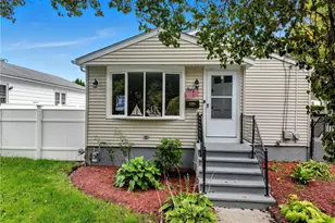 776 Plainfield St, Providence, RI 02909 - Photo 1