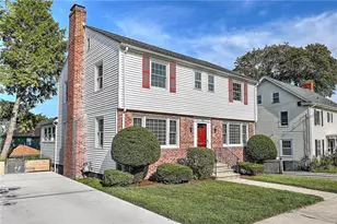 114 Marbury Ave, Pawtucket, RI 02860 - Photo 1