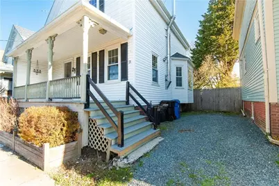 21 Congdon Avenue, Newport, RI 02840 - Photo 1