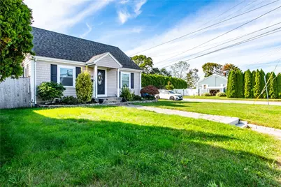 409 Metacom Avenue, Bristol, RI 02809 - Photo 1