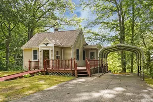 24 Terrace Dr, Smithfield, RI 02828 - Photo 1