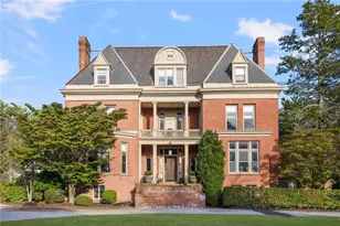 434 Bellevue Ave, Newport, RI 02840 - Photo 1