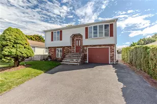 63 Whirlaway Pl, Pawtucket, RI 02861 - Photo 1