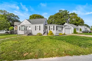 139 Yucatan Dr, Warwick, RI 02889 - Photo 1