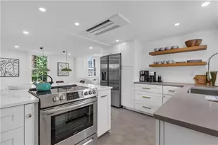 44 William St, Newport, RI 02840 - Photo 1