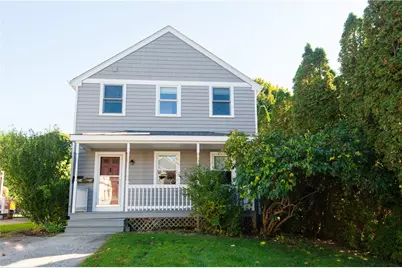 27 Fenner Avenue, Newport, RI 02840 - Photo 1