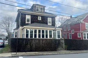 132 Gibbs Ave, Newport, RI 02840 - Photo 1