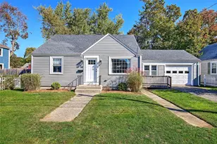 50 Larchmere Dr, East Providence, RI 02916 - Photo 1